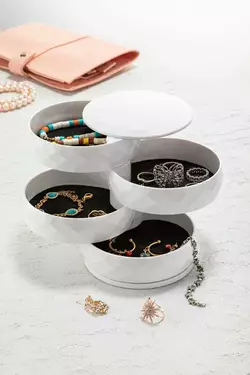 07414 Органайзер для прикрас 4-рівневий білий, пластик 07414 Органайзер для прикрас 4-рівневий білий, пластик